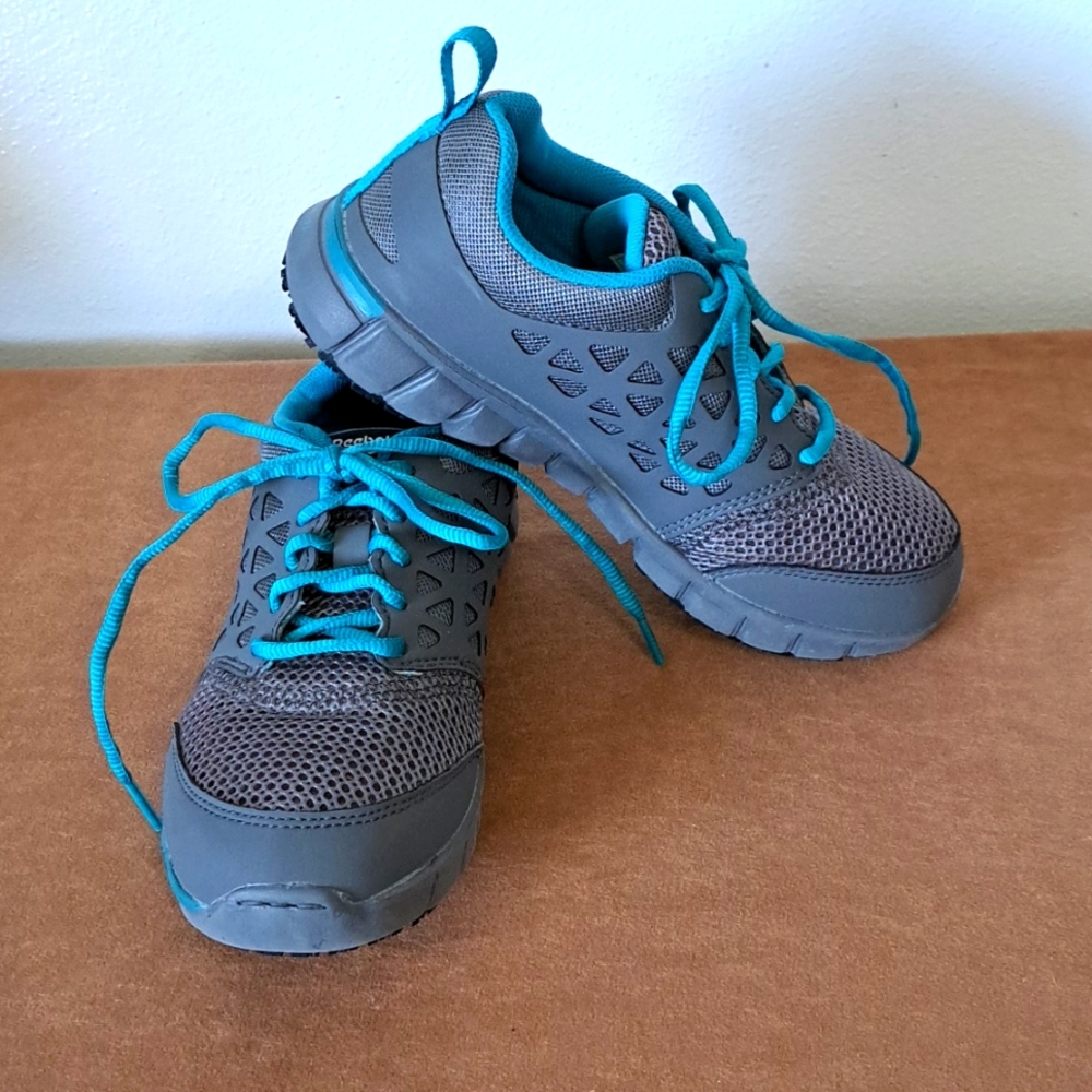 Reebok Teal Tennis Shoes 7W Sneakers Shoes